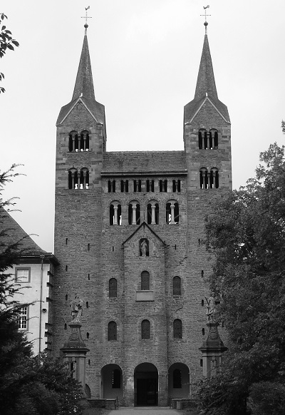 Kościół Opactwa Korbei zbudowany w latach 873-885